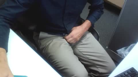 Snapshot of gardensman_561 chatting on November 2025 12:17:01 PM Panty Lover online show from November 2025 12:17:01 PM