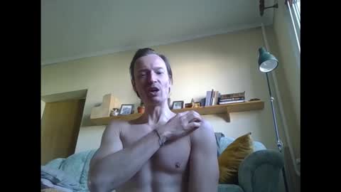 Snapshot of garfield42 chatting on December 2025 08:56:02 AM Garfield online show from December 2025 08:56:02 AM