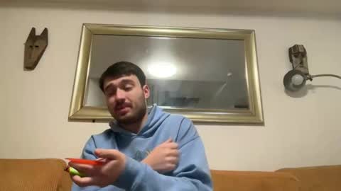 Snapshot of gargoyle_blog chatting on December 2024 08:38:02 PM Gargoyle online show from December 2024 08:38:02 PM