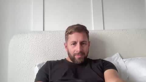 Snapshot of garycooke1983 chatting on November 2025 10:59:01 AM garycooke1983 online show from November 2025 10:59:01 AM