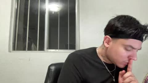 garypinepineapple online show from April 2026 07:09:01 AM