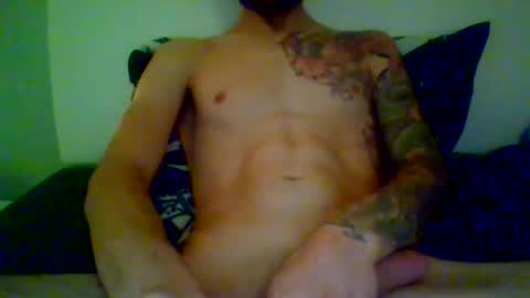 Snapshot of garyreal1990 chatting on December 2025 06:14:03 PM garyreal1990 online show from December 2025 06:14:03 PM