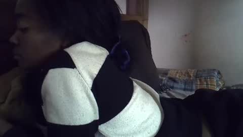 gasielah online show from February 2025 01:03:01 PM