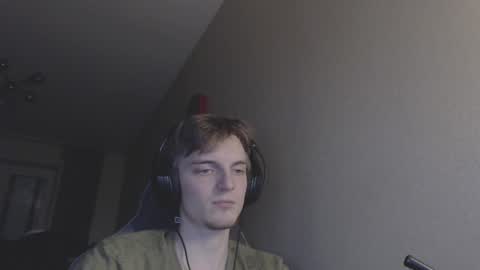 Snapshot of gasturfahe chatting on December 2024 10:03:02 PM gasturfahe online show from December 2024 10:03:02 PM