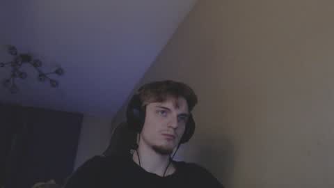 Snapshot of gasturfahe chatting on January 2025 10:58:02 PM gasturfahe online show from January 2025 10:58:02 PM