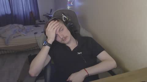 Snapshot of gasturfahe chatting on March 2025 12:11:02 PM gasturfahe online show from March 2025 12:11:02 PM