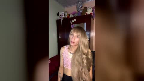 gatita_033 online show from April 2026 10:50:02 AM