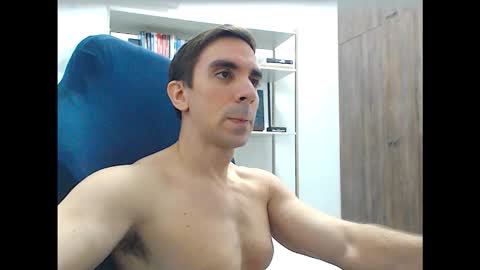 gatosarado23 online show from December 2025 01:40:02 PM