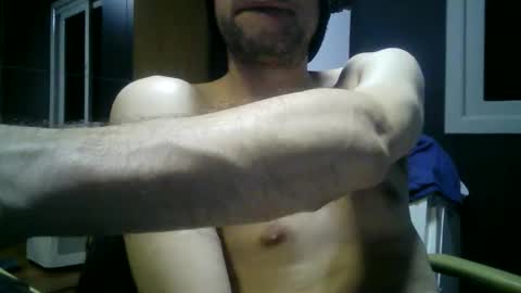 Snapshot of gauchors21 chatting on November 2025 03:04:01 AM gauchors21 online show from November 2025 03:04:01 AM