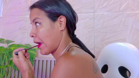 gaviluc_ online show from May 2026 12:13:01 PM
