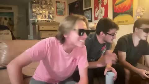 Snapshot of gavinnumbers chatting on October 2025 11:35:02 PM gavinnumbers online show from October 2025 11:35:02 PM