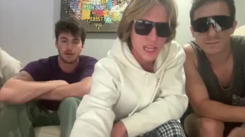 Snapshot of gavinnumbers chatting on October 2025 01:14:01 AM gavinnumbers online show from October 2025 01:14:01 AM