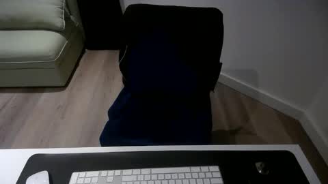 gaycut9093 online show from February 2026 08:43:01 PM