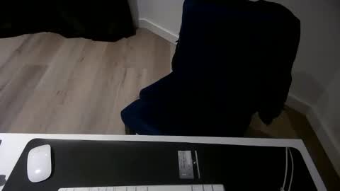 gaycut9093 online show from February 2026 08:18:02 PM