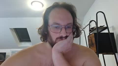 Snapshot of geebonkingcock chatting on October 2025 03:56:02 AM Girthy online show from October 2025 03:56:02 AM