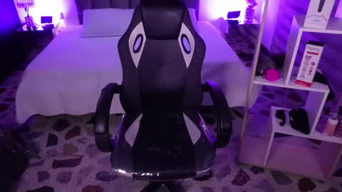 Gemma online show from February 2026 04:10:01 AM