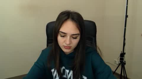 Gemma online show from October 2025 06:23:02 AM