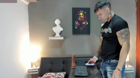 gendersonfit online show from December 2024 08:40:02 PM