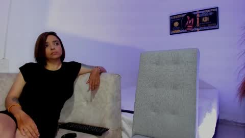 genesiis1 online show from May 2026 02:49:02 AM