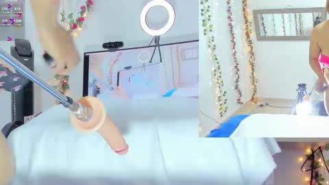 Snapshot of genesis__love_ chatting on November 2025 09:30:02 AM Genesis online show from November 2025 09:30:02 AM