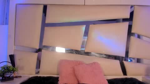 Genesis online show from November 2025 05:22:02 AM