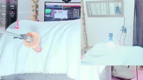 Snapshot of genesis_love__ chatting on March 2025 03:56:01 PM Genessis online show from March 2025 03:56:01 PM