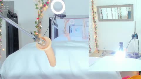 Snapshot of genesis_love__ chatting on September 2025 09:22:02 AM Genessis online show from September 2025 09:22:02 AM