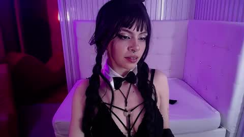 genesisrea__ online show from October 2025 10:27:02 PM