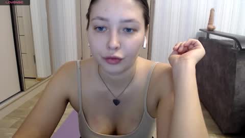 genev__ievee online show from March 2026 04:22:02 PM