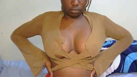 Luciana online show from November 2025 10:15:02 AM