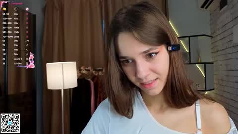 Amely  online show from September 2025 04:25:01 AM