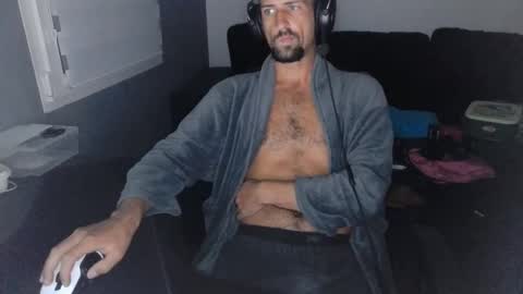 Edouard online show from September 2025 09:03:02 PM