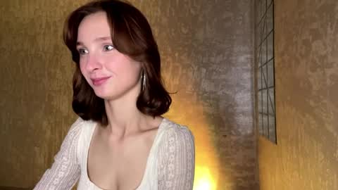 Riana online show from May 2026 03:35:01 AM