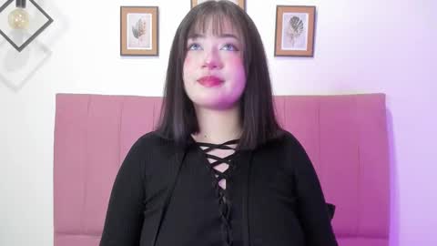 Sofia online show from November 2025 04:00:02 AM