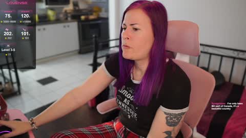 Snapshot of gennyrock chatting on December 2024 01:50:01 PM Genny Rock and online show from December 2024 01:50:01 PM