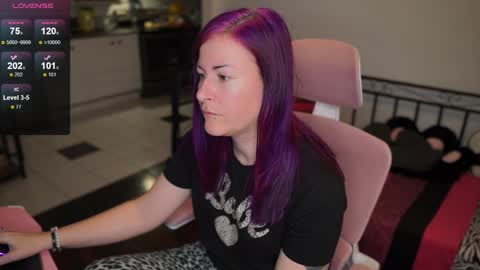 Snapshot of gennyrock chatting on December 2024 11:18:01 AM Genny Rock and online show from December 2024 11:18:01 AM