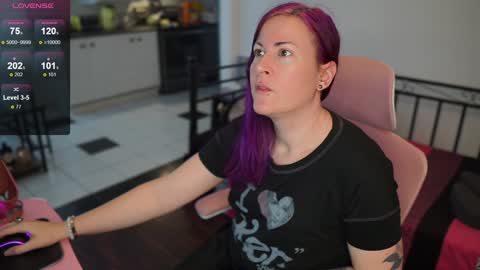 Snapshot of gennyrock chatting on January 2025 01:08:02 PM Genny Rock and online show from January 2025 01:08:02 PM