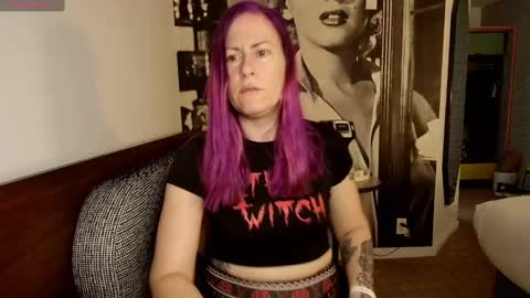 Snapshot of gennyrock chatting on January 2025 05:01:01 PM Genny Rock and online show from January 2025 05:01:01 PM