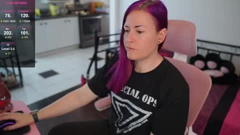 Snapshot of gennyrock chatting on February 2025 08:20:02 PM Genny Rock and online show from February 2025 08:20:02 PM