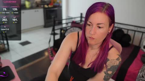 Snapshot of gennyrock chatting on February 2025 02:31:02 PM Genny Rock and online show from February 2025 02:31:02 PM