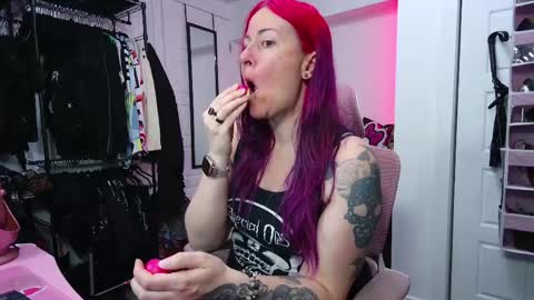 Genny Rock   and  online show from May 2026 04:15:02 PM