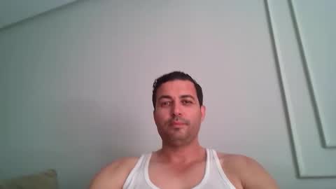 genteldevil online show from April 2026 01:17:01 PM