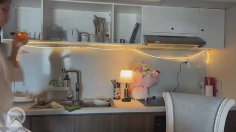 Mary  Blonde and Kira brunette online show from June 2026 05:09:02 AM