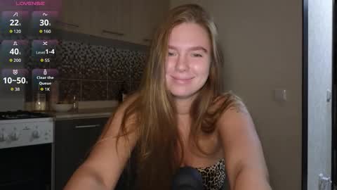 Sasha online show from October 2025 08:20:02 PM