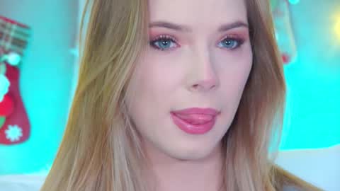 GentleRossi online show from November 2025 03:34:01 PM