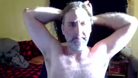 Snapshot of geoffbmn chatting on October 2025 01:20:02 PM geoffbmn online show from October 2025 01:20:02 PM