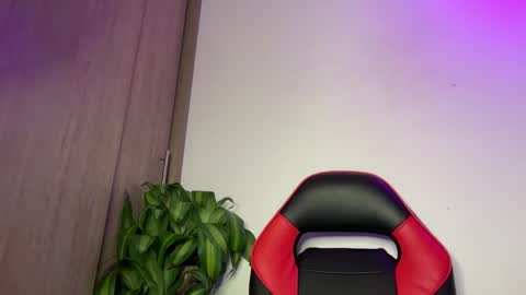 Jorge online show from January 2025 09:39:02 PM