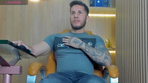 Snapshot of george_diesell_ chatting on October 2025 11:16:01 PM George online show from October 2025 11:16:01 PM