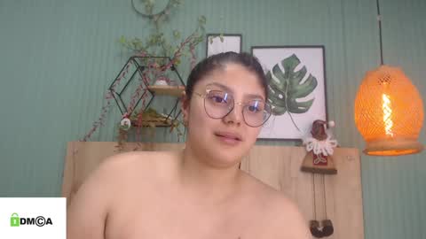 Snapshot of george_jonnes69 chatting on December 2024 05:00:02 PM Geo J online show from December 2024 05:00:02 PM