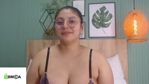 Snapshot of george_jonnes69 chatting on January 2025 01:36:01 PM Geo J online show from January 2025 01:36:01 PM